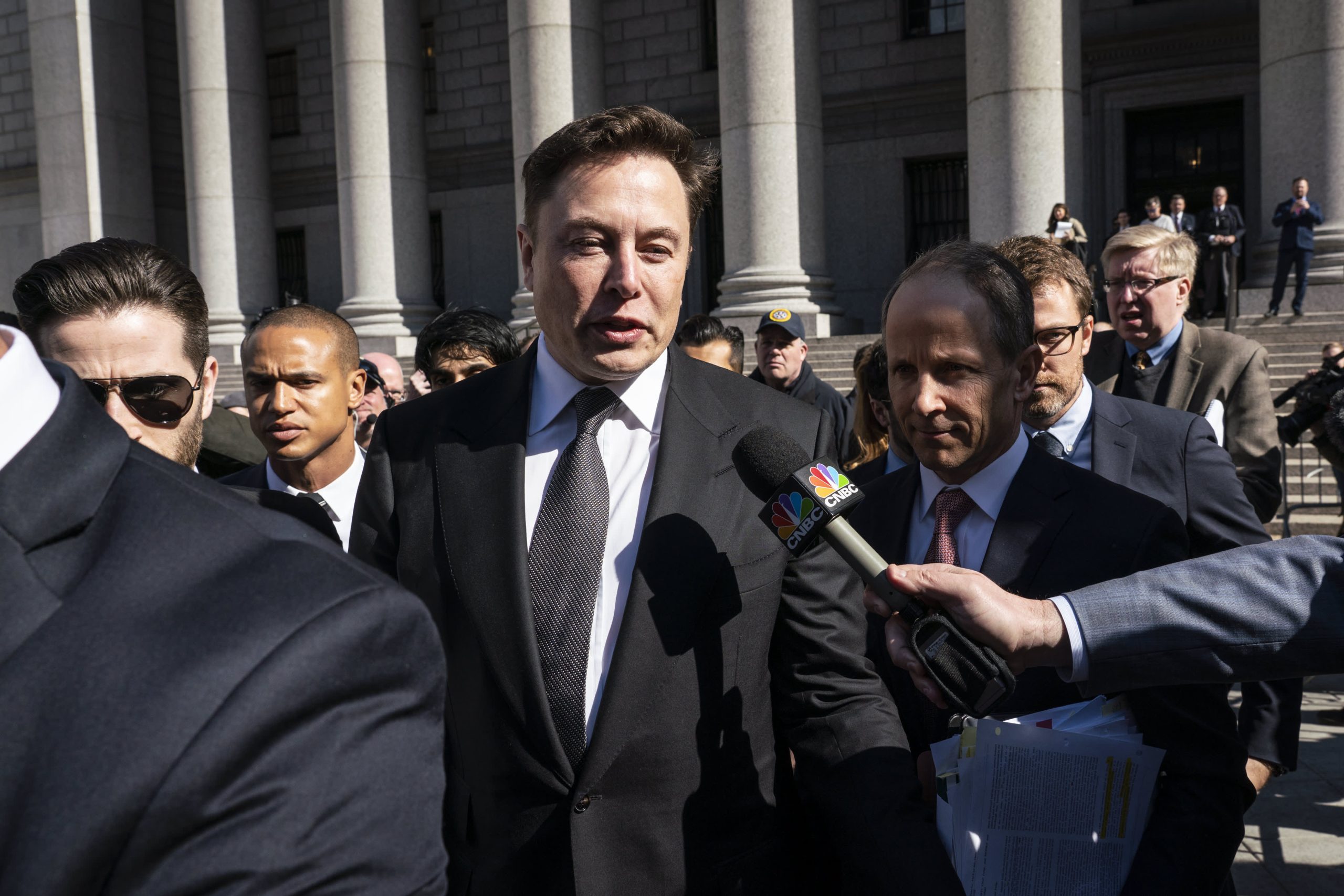 After Tesla CEO Elon Musk claims an "unrelenting investigation", the SEC . backtracks