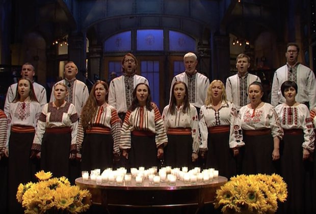 [VIDEO] "SNL" opens with the Ukrainian Choir Domka from New York