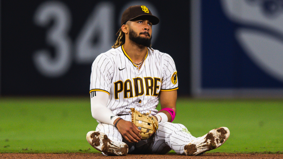Fernando Tates Jr. injury: Padres star for up to three months has broken wrist, may need surgery