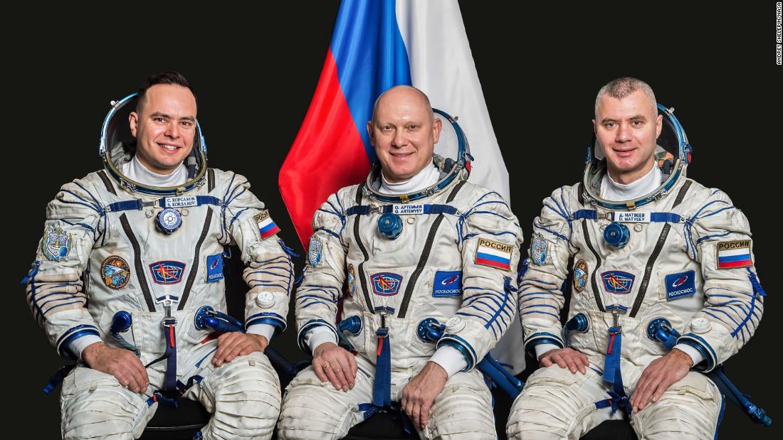 All-Russian cosmonaut crew takes off to the International Space Station