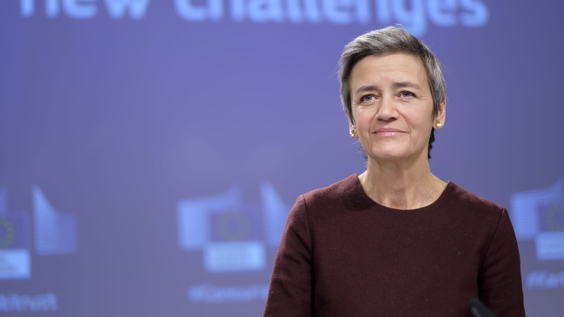 EU targets big tech companies with sweeping new antitrust rules