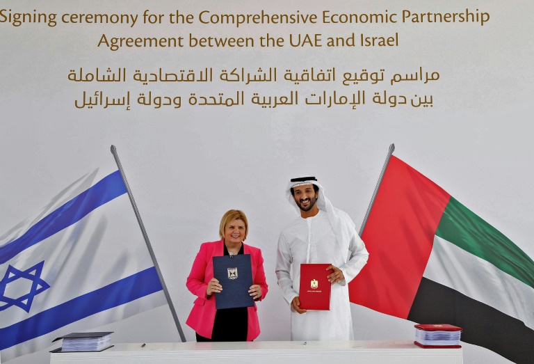 Israel signs with the UAE the first free trade agreement with an Arab country
