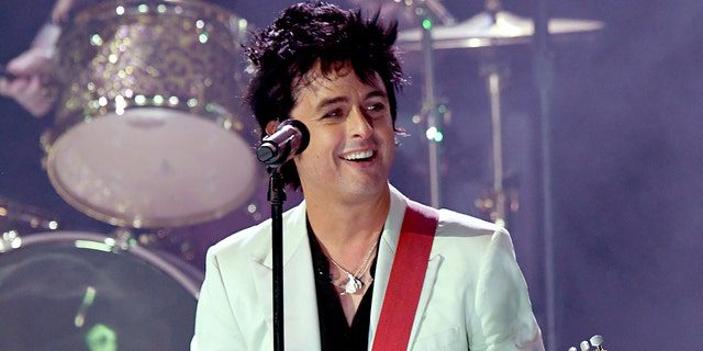 Billie Joe Armstrong performs during the American Music Awards on November 24, 2019, in Los Angeles.