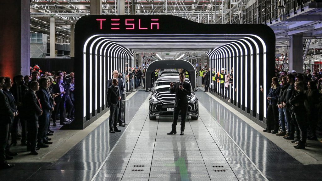 Germany's road traffic agency says 59,000 Tesla cars have software bugs