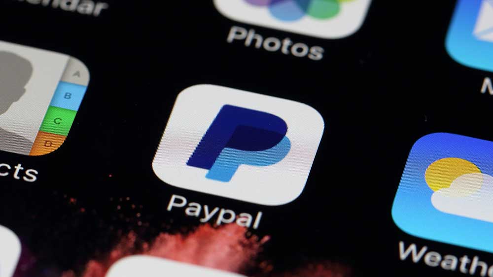 pops stock PayPal;  Will an active investor push a Pinterest trade?