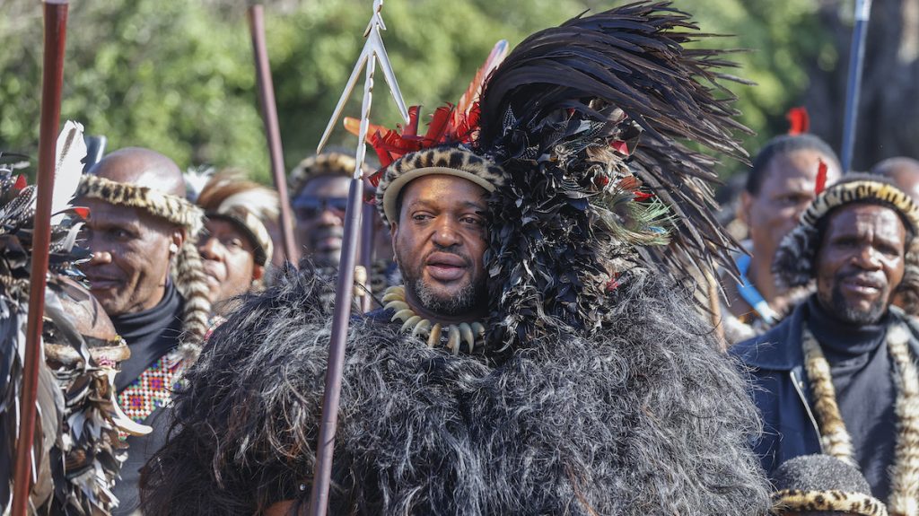 South Africa: Huge crowd celebrates coronation of the Zulu King