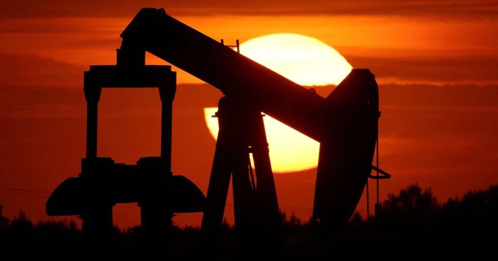 Oil prices drop amid China's COVID restrictions and possible interest rate hike